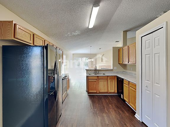 3rd image of 3264 Talisman Dr