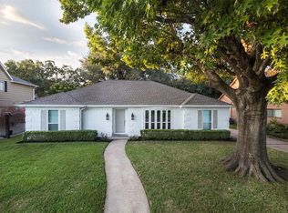 7707 Pagewood Ln, Houston, TX 77063