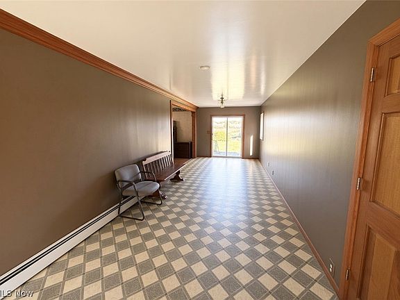 4th image of 34700 Royalton Rd