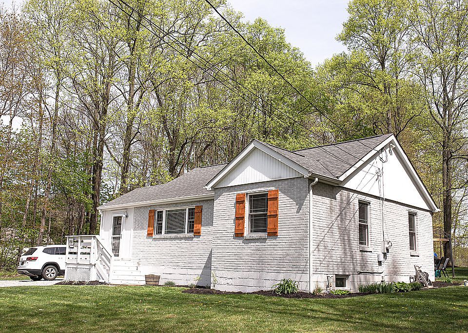 1st image of 708 Donohoe Rd