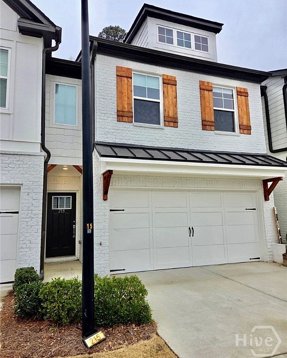 1st image of 215 Auburn Valley Way