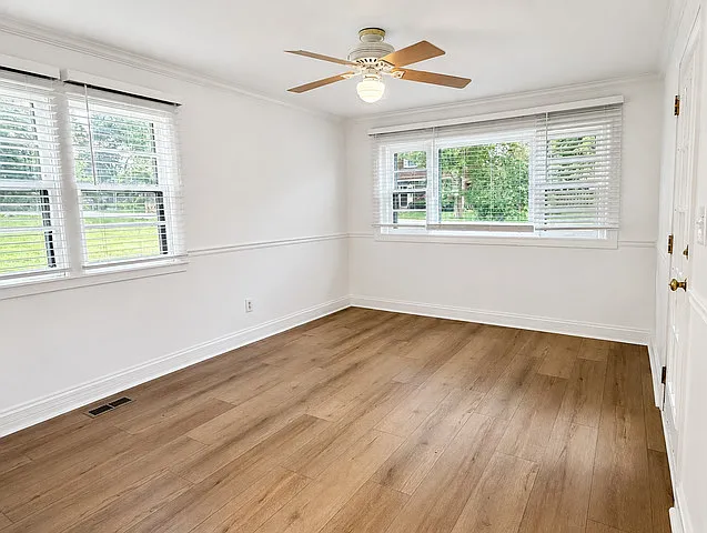 2 bed, 716 sqft, $2,200 — Photo 4