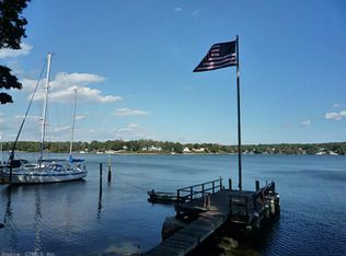 21 Ledge Rd, Niantic, CT 06357