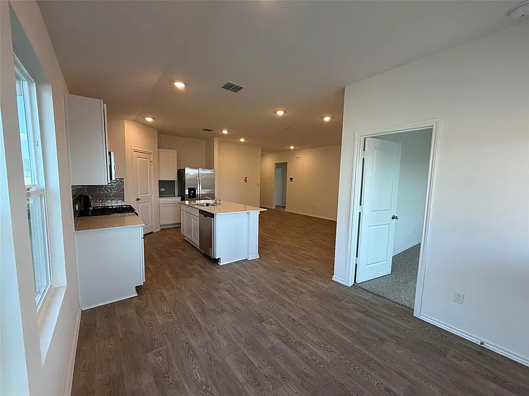 350 San Juan Trl — Photo 4