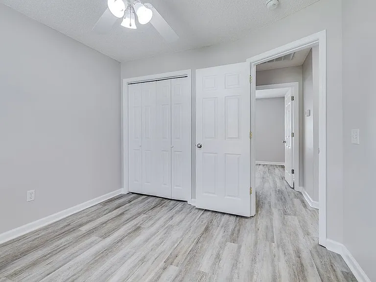 114 Mustang Dr — Photo 20