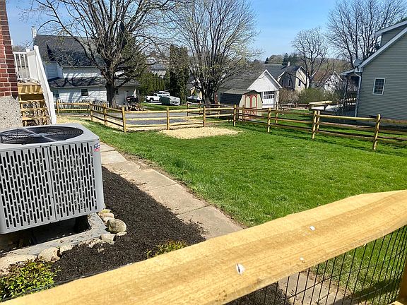 Large Fenced in Yard