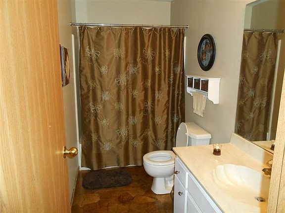 5th image of 6843 Willow Creek Dr