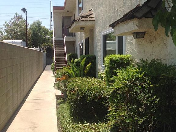 2nd image of 10842 Landale St