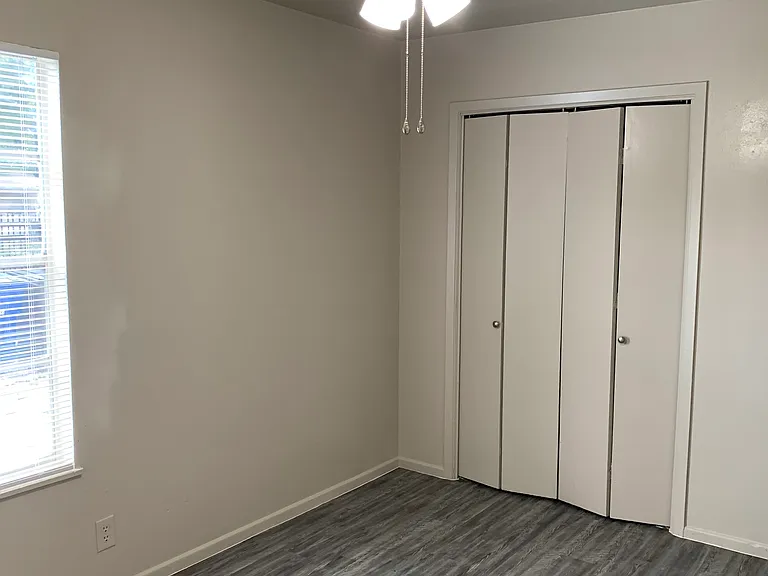719 Britton Ave #8 — Photo 16
