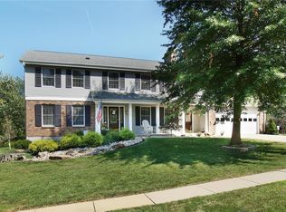 2004 Fairway Bnd, Chesterfield, MO 63017