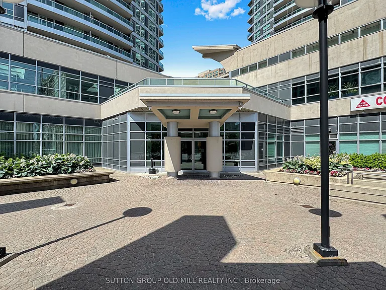 1 Elm Dr W #709 — Photo 2