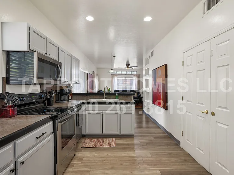 730 E Lester St #2 — Photo 1