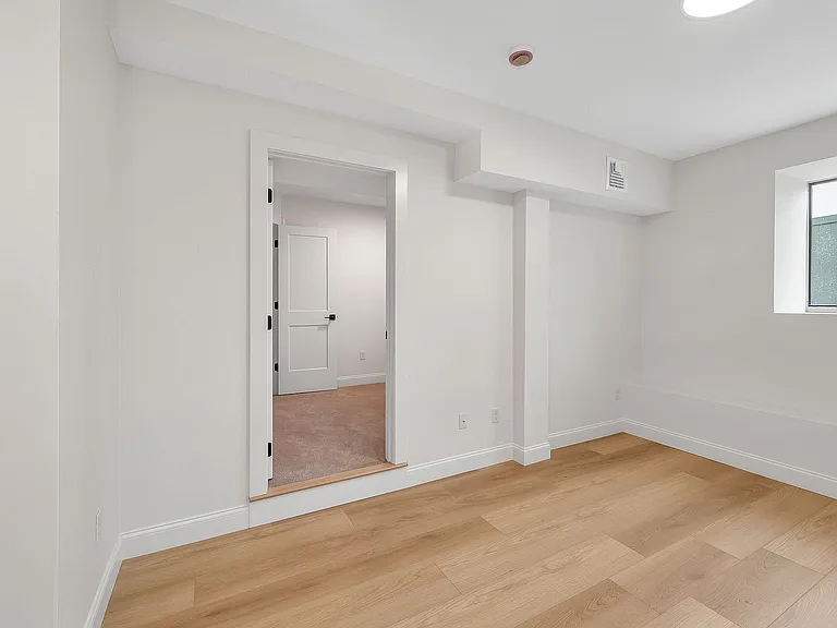 177 N Main St #LL02 — Photo 4