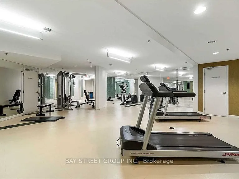 75 Norman Bethune Ave #302 — Photo 20