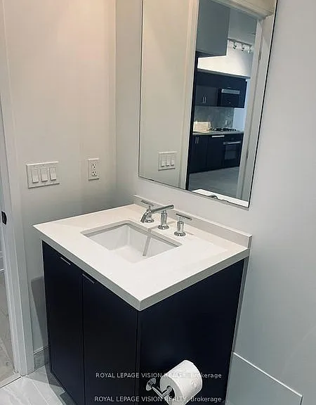 505 Glencairn Ave #211 — Photo 8