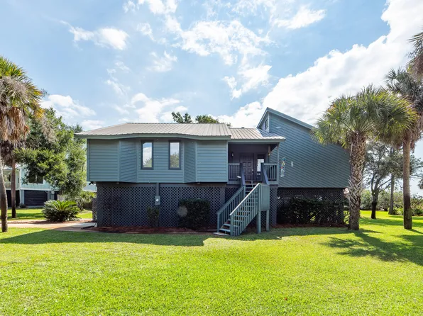 1633 Oak Island Dr, Charleston, SC 29412
