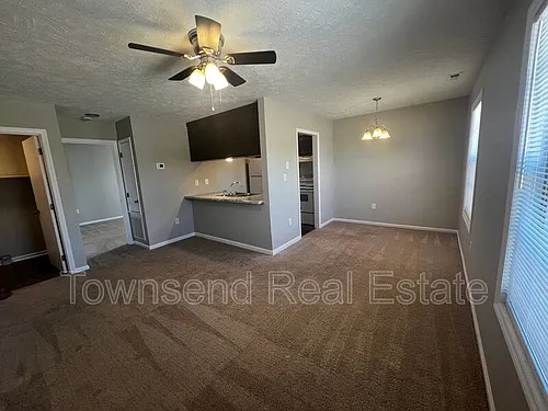 1409D Ireland Dr Photo 1