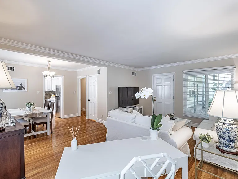 1412 Kelton Ave #1416.5 — Photo 11