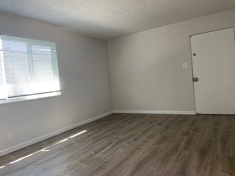 1161 Detroit Ave #3 — Photo 5