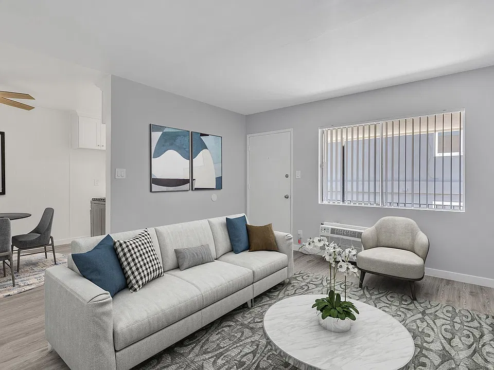 5712-14 Fair Ave