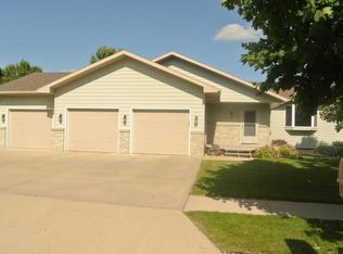 1312 12th St NE, Watertown, SD 57201