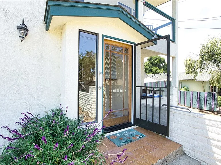 978 Balboa St — Photo 5