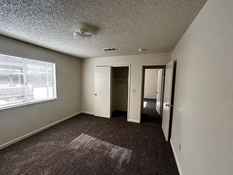 1317 Carver Rd #4 — Photo 6
