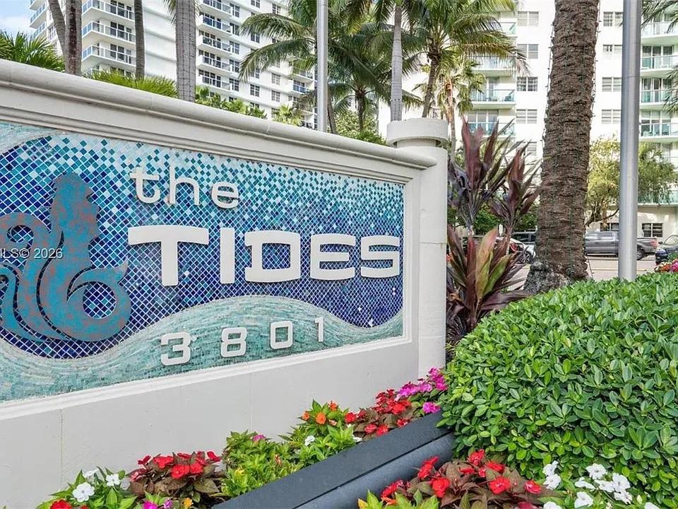3901 S Ocean Dr #15P