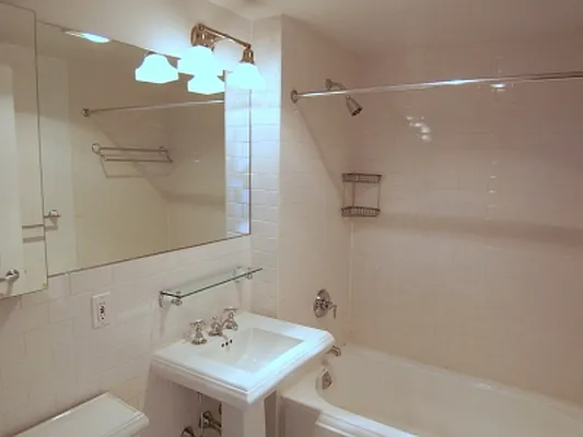 Rented by Citi Habitats | media 25