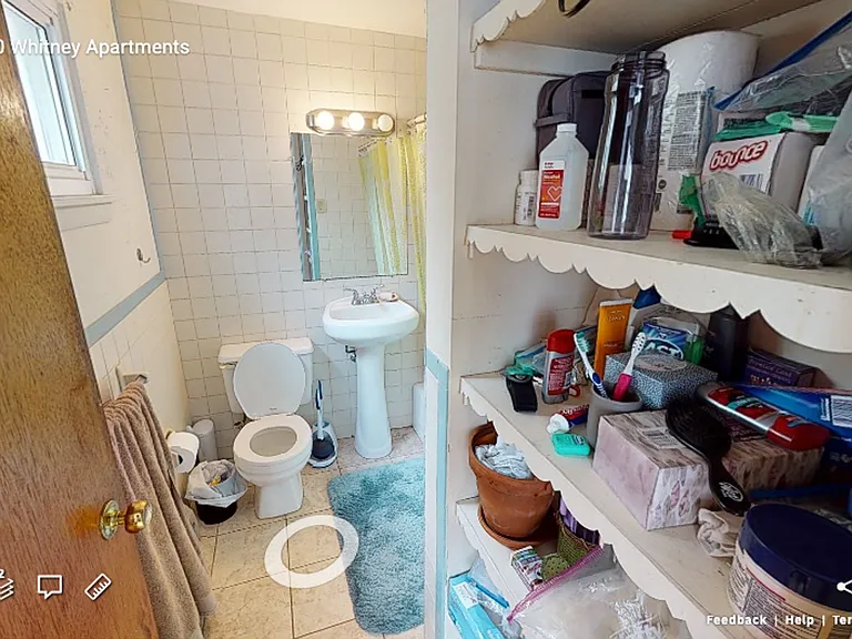 550 Whitney Ave #14 — Photo 4