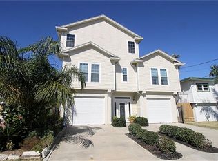 478 Pompano St, Bayou Vista, TX 77563