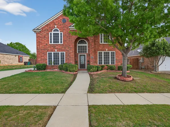 4704 Auburn Ridge Dr, Fort Worth, TX 76123