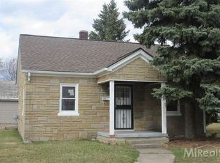 8255 Jewett Ave, Warren, MI 48089