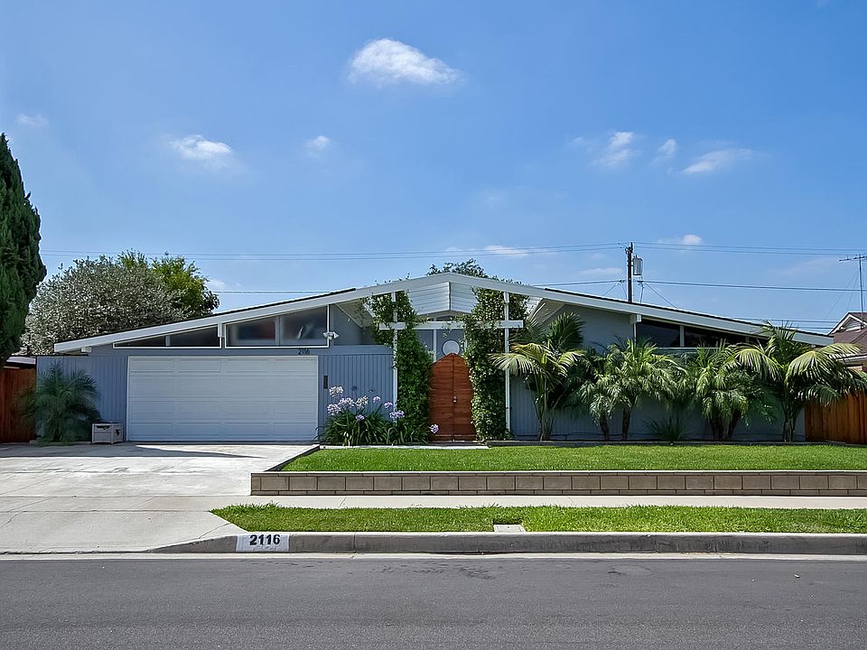 1st image of 2116 W Chateau Ave