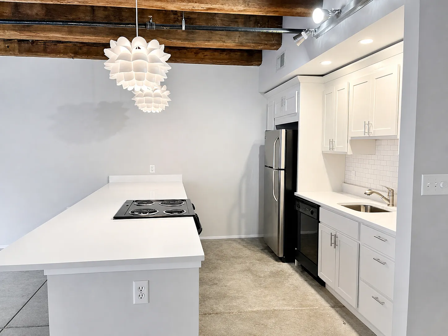 1 bed, 755 sqft, $1,875 — Photo 4