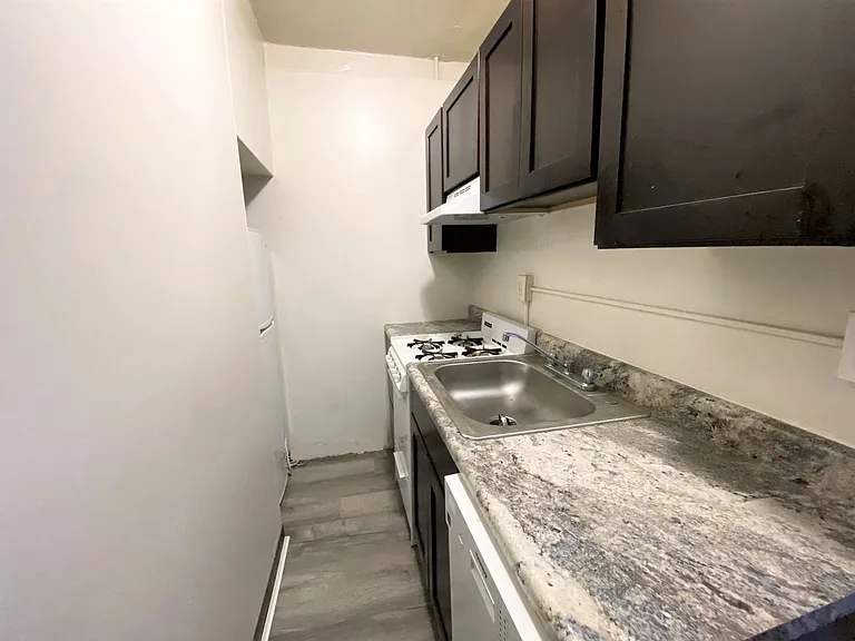 Squirrel Hill - Apartments For Rent In Pittsburgh — Photo 10