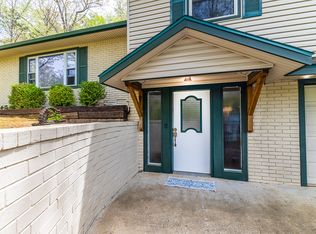 68 Yocum Rd, Rogers, AR 72756