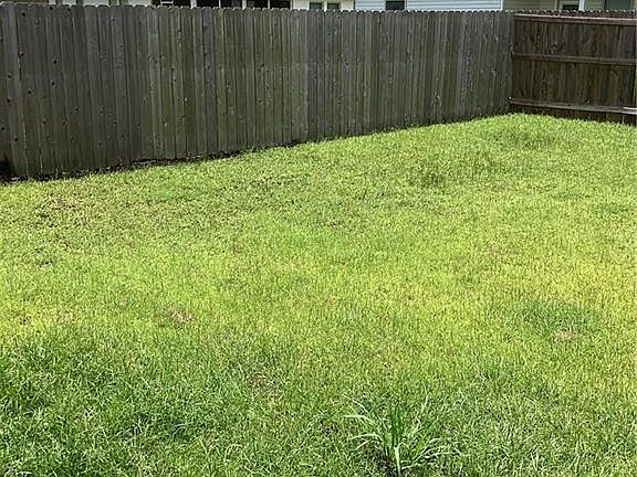 5th image of 39615 Fairhope Dr