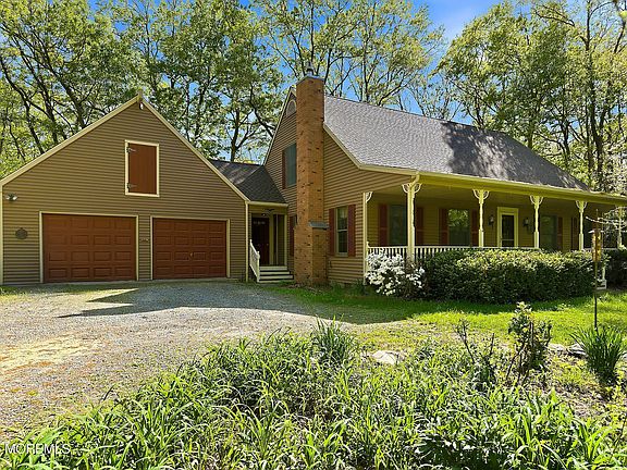 2nd image of 3206 Ridgewood Road