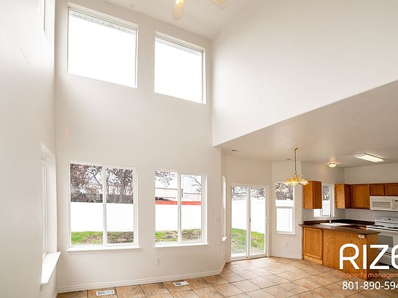 3rd image of 4619 S Valley Haven Ct