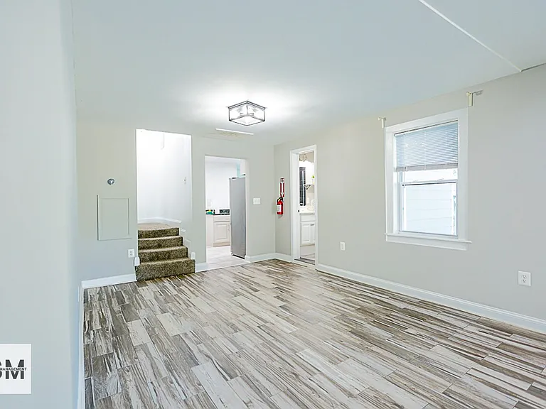 9615 51st Pl — Photo 11