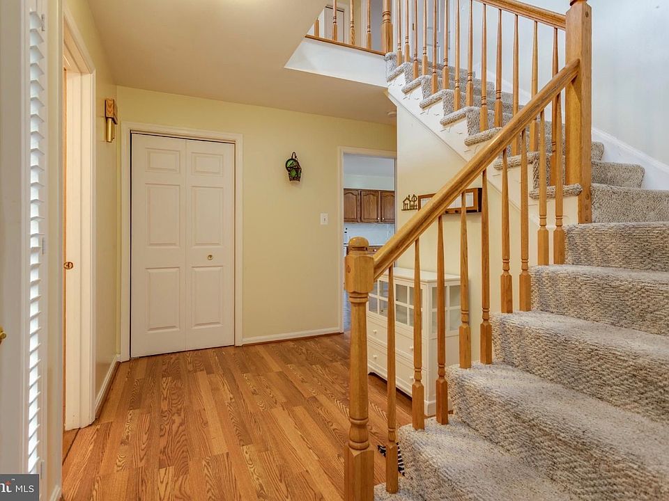 1st image of 6419 Beales Ct