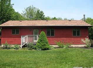 704 Pangborn Rd, Central Square, NY 13036