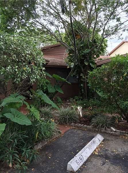 1st image of 6187 Pine Tree Ln APT A
