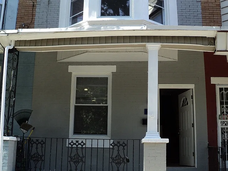 161 Weaver St — Photo 3