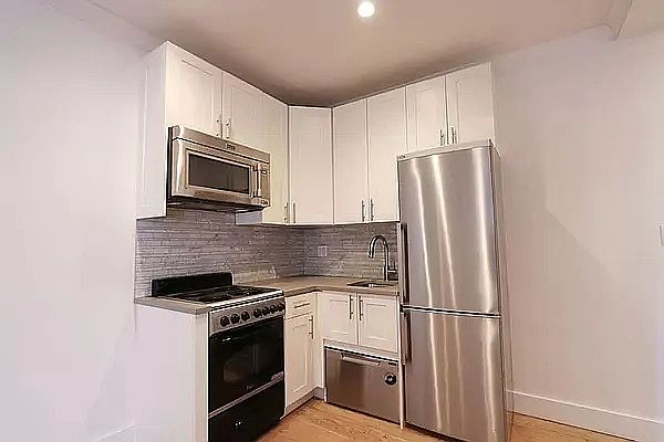 1st image of 401 E 50th St #1D
