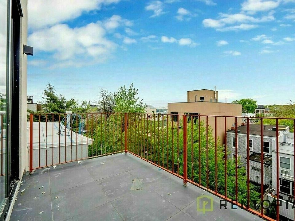 1st image of 58 Palmetto St #212