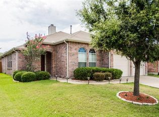 557 Hickory Ln, Fate, TX 75087