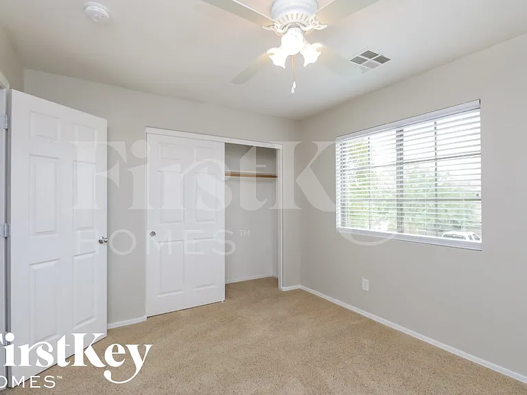 2641 W Prospector Way — Photo 8