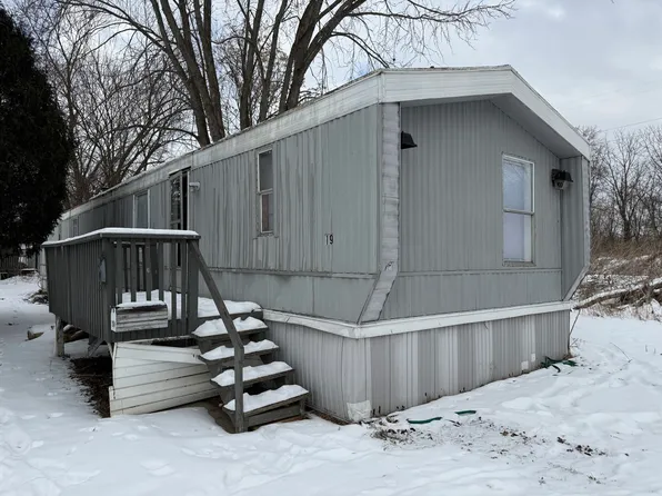 1712 S Dixie Hwy #19, Crete, IL 60417